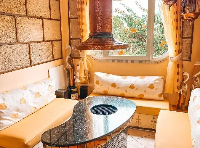 With Huge Deck Nestled In Marvelous Gardens - Nidos