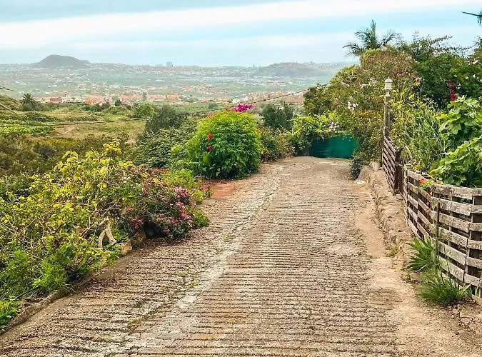 Apartment With Huge Deck Nestled In Marvelous Gardens - Nidos *