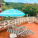 With Huge Deck Nestled In Marvelous Gardens - Nidos アパート ラ・オロタバ