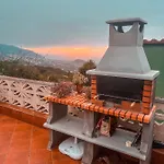 With Huge Deck Nestled In Marvelous Gardens - Nidos