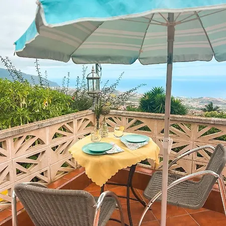 With Huge Deck Nestled In Marvelous Gardens - Nidos * La Orotava