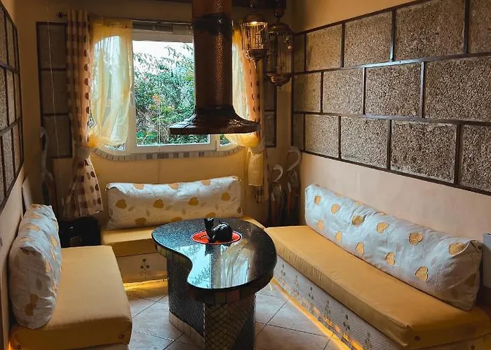 With Huge Deck Nestled In Marvelous Gardens - Nidos * La Orotava