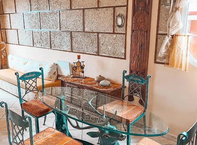 With Huge Deck Nestled In Marvelous Gardens - Nidos Appartement La Orotava