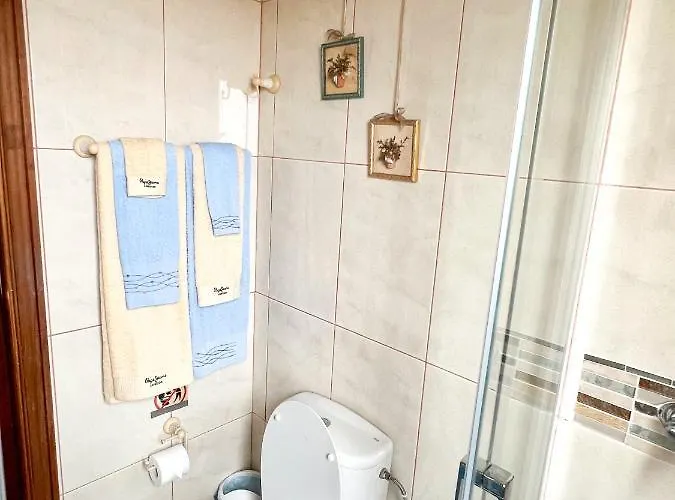 With Huge Deck Nestled In Marvelous Gardens - Nidos * La Orotava